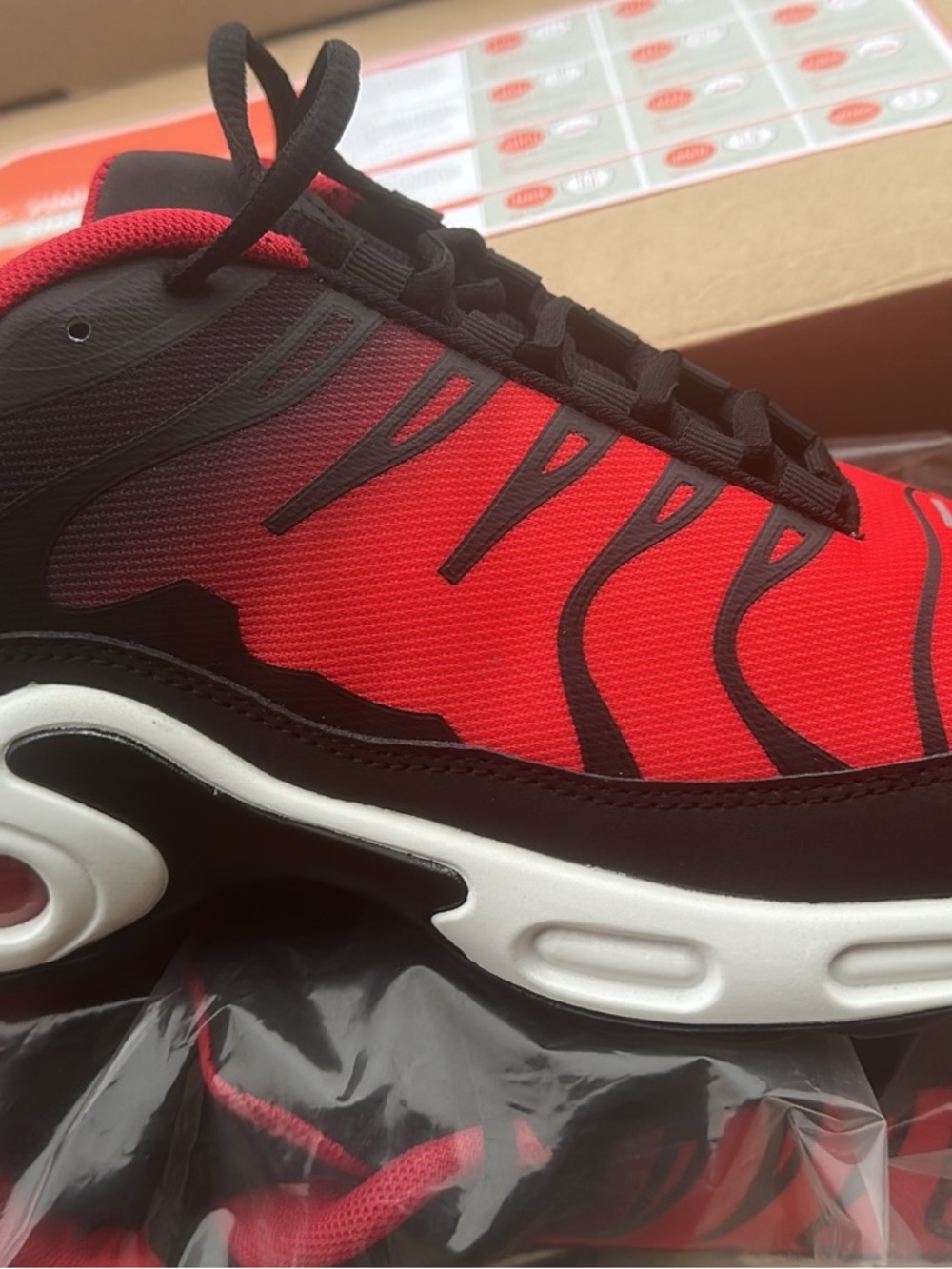 Brand New !!Men's Red and Black Performance Trainer size 11